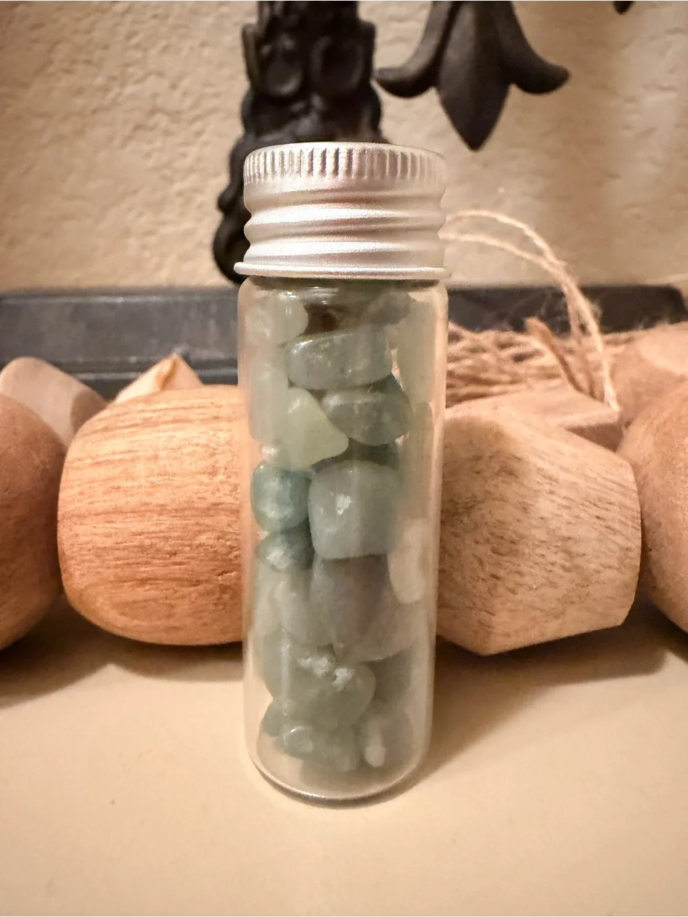 GIVEAWAY - Small Fluorite Chip Jar - Picture 1 of 1